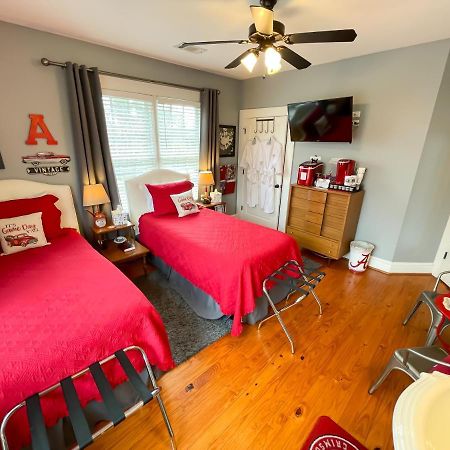Bama Bed And Breakfast - Sweet Home Alabama Suite Tuscaloosa Luaran gambar
